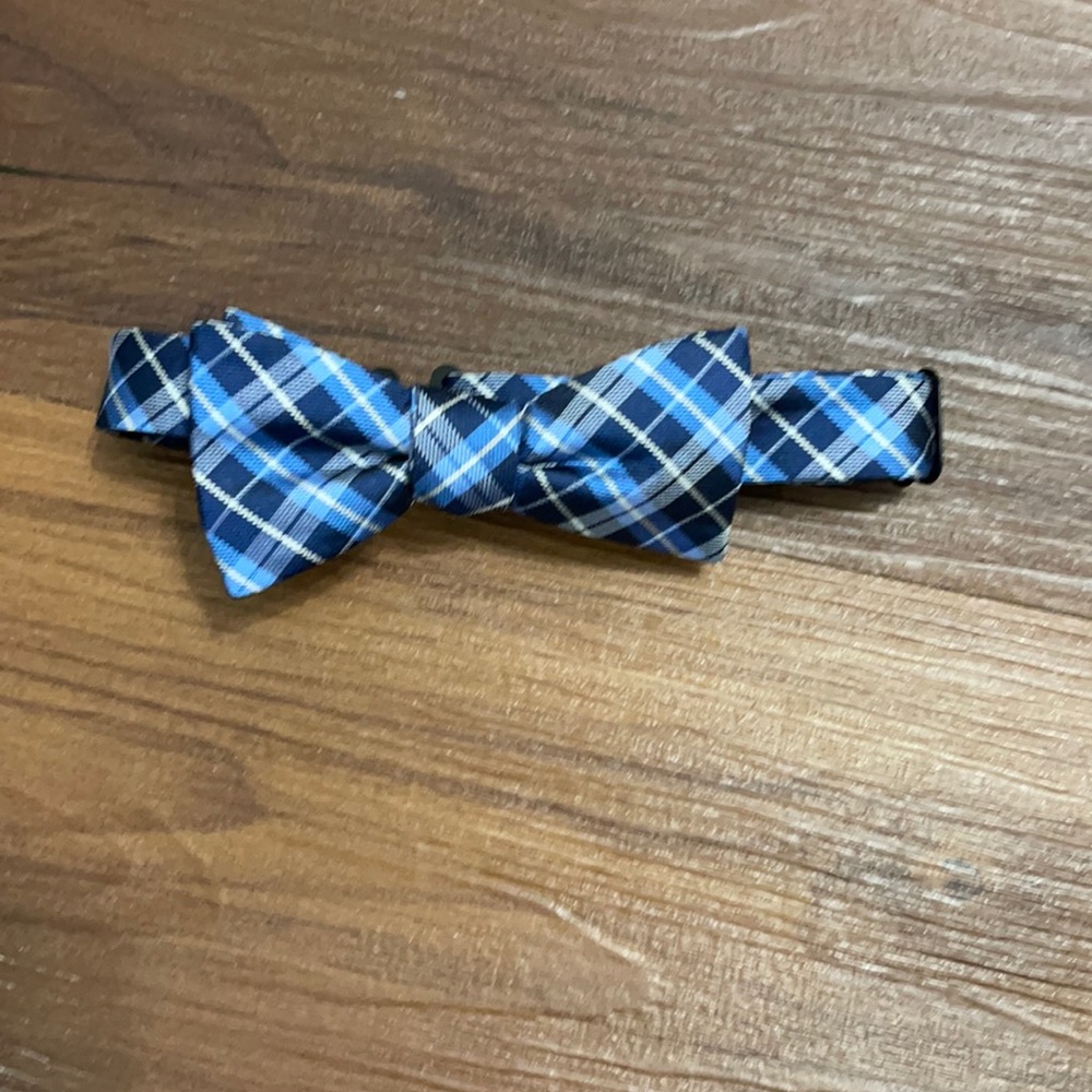 Boys Chaps bow tie